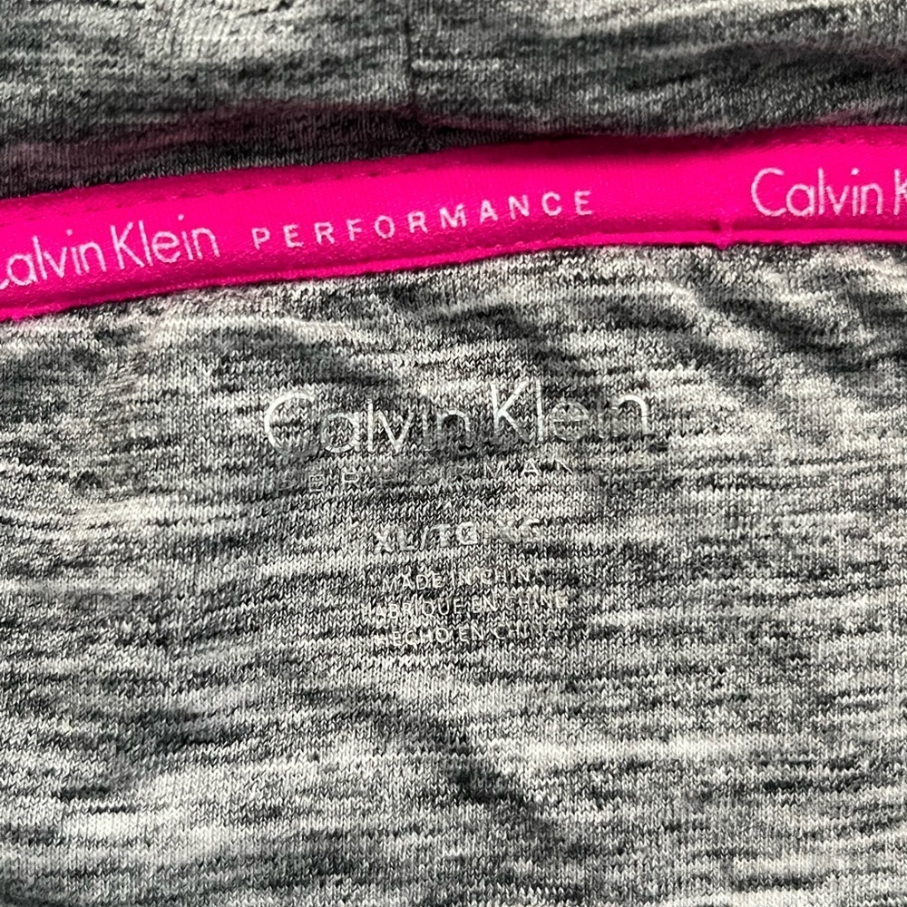 Unisex—Calvin Klein Gray Pullover Hoodie - Picture 6 of 6